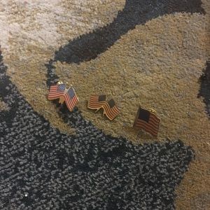 3 piece flag pin set